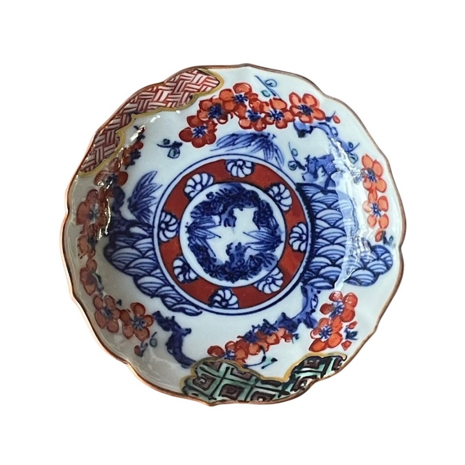 萌窯】色絵松竹梅文様三寸輪花皿 - 九谷美陶園
